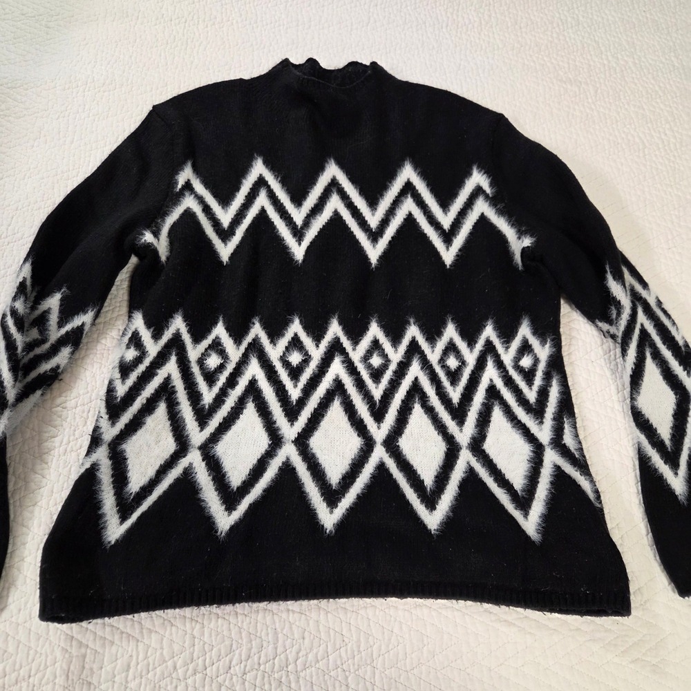 Banana Republic Womens M Black White Geometric Zig Zag Mock Neck‎ Knit Sweater